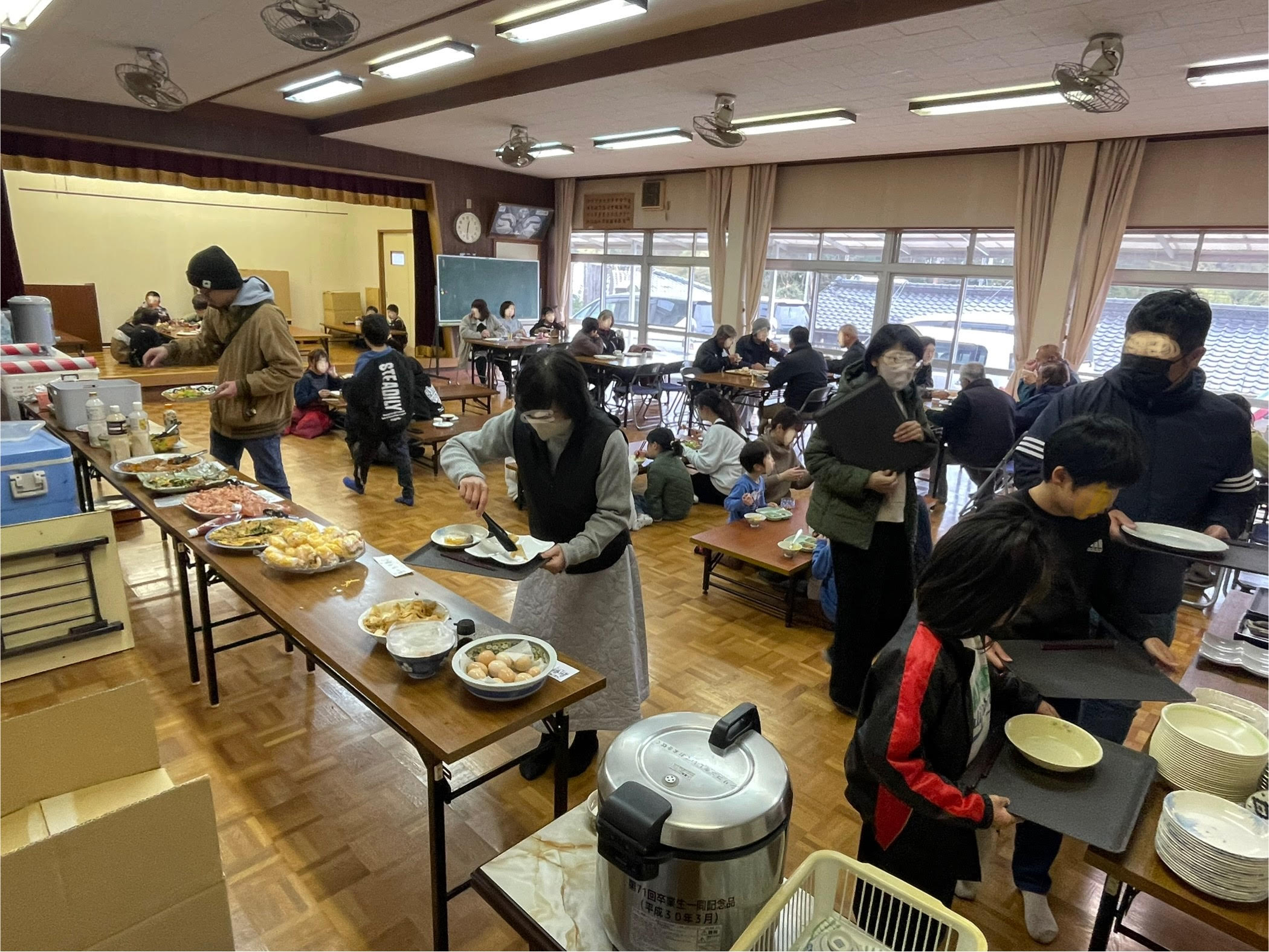 永原校区コミュニティ協議会食堂事業部 ながはる食堂