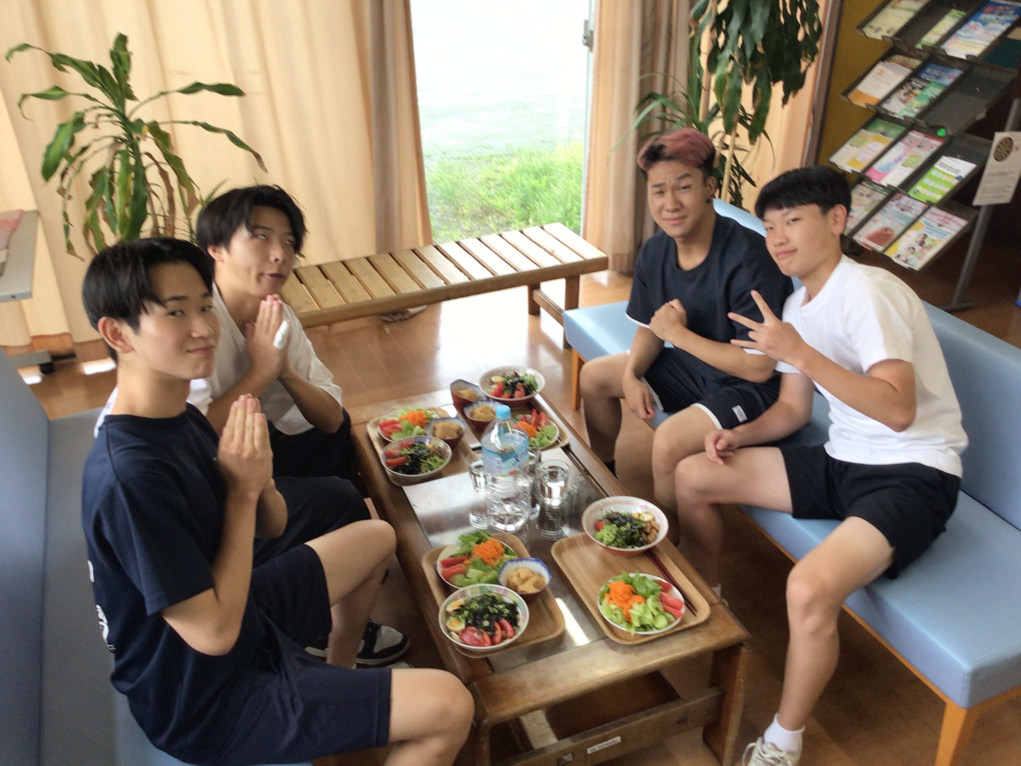 ひまわりカフェ実行委員会